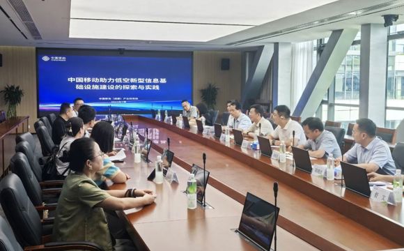 何朝辉带队赴成都、彭州开展学习考察
