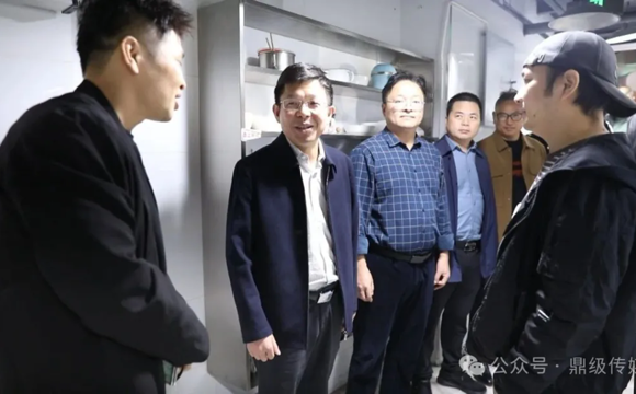 何朝辉督导检查江南城区大气污染防治工作