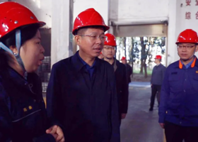 何朝辉深入企业开展“送解优”走访调研和督导安全生产工作