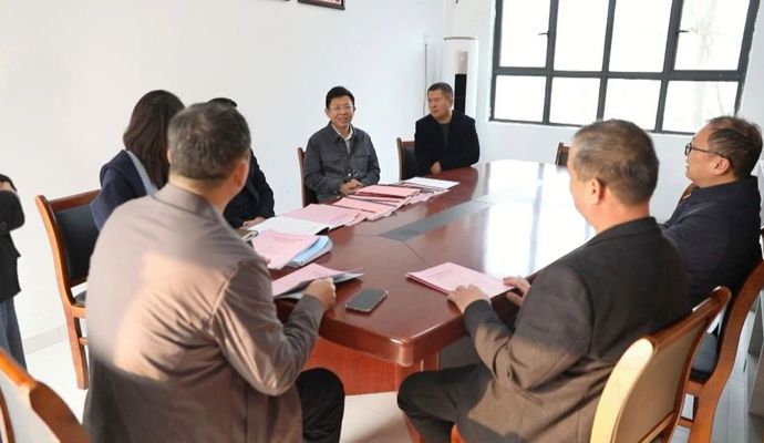 何朝辉督导巩固拓展脱贫攻坚成果同乡村振兴有效衔接及森林防灭火、安全生产等工作