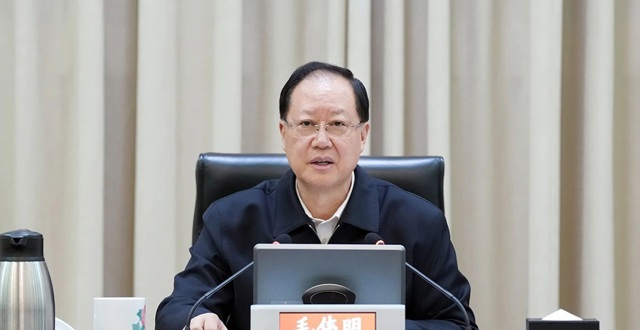 省政府党组部署开展树立和践行正确政绩观学习教育