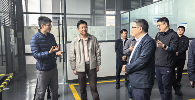 何朝辉赴成渝地区开展精准招商考察