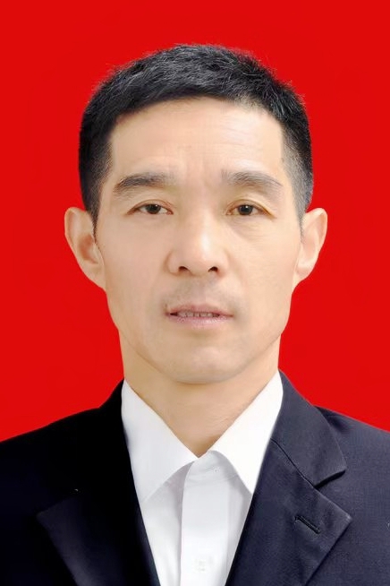 王俊