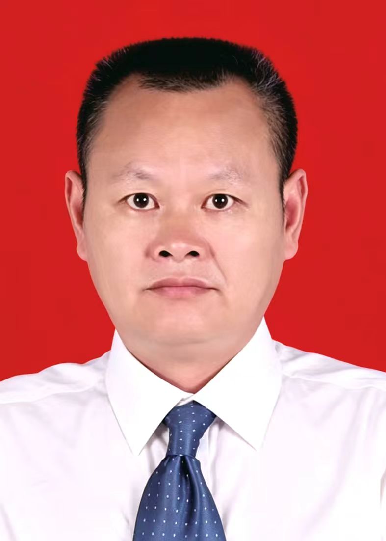 宋德---区信访局党组成员