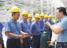 陈远开展“送清凉”活动