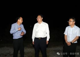 陈远夜间督导秸秆综合利用和禁限烧工作